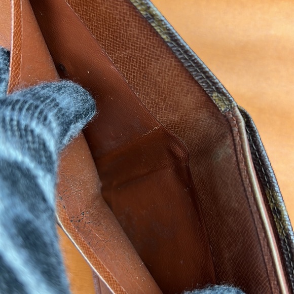 LOUIS VUITTON Porte Monnaie Viekart Credit Monogram Double-hook Wallet Auth. LV - Picture 17 of 17